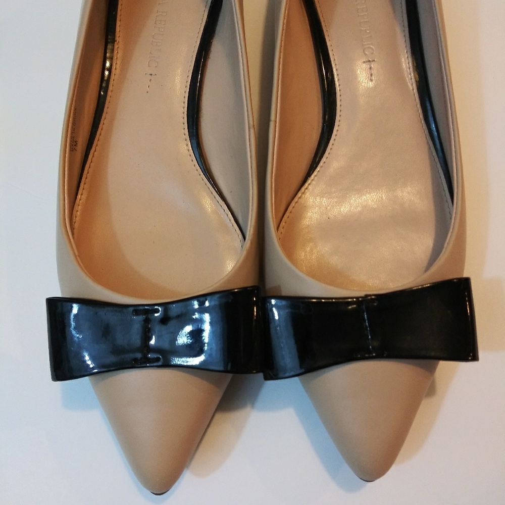 Banana Republic Bow Shoes 7